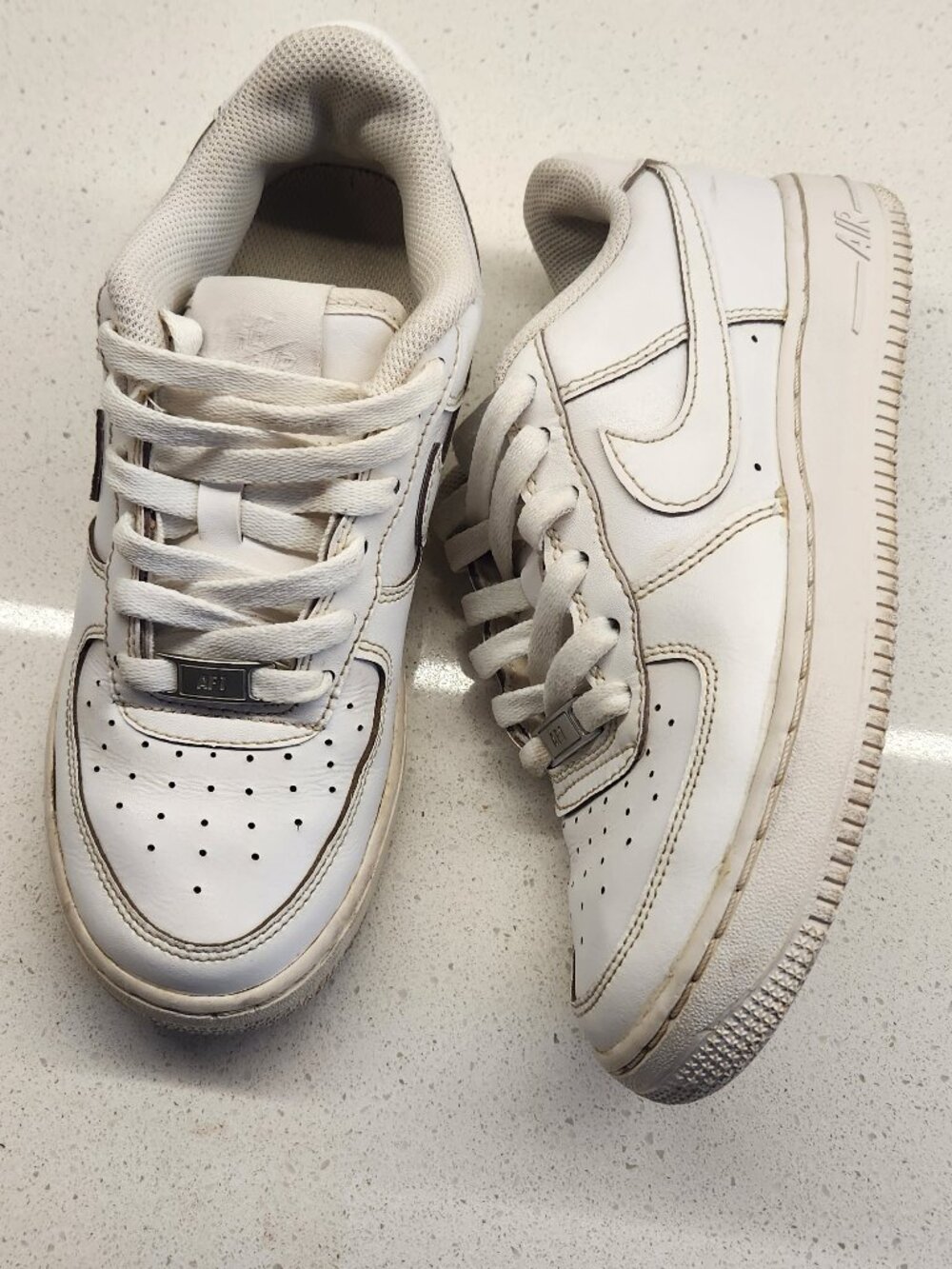 Nike Air Force 1 LE Triple White GS//Youth 4Y